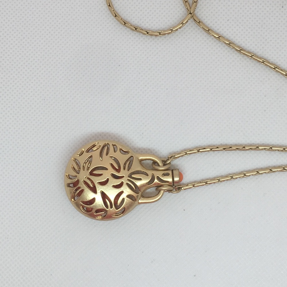 Tangy Necklace